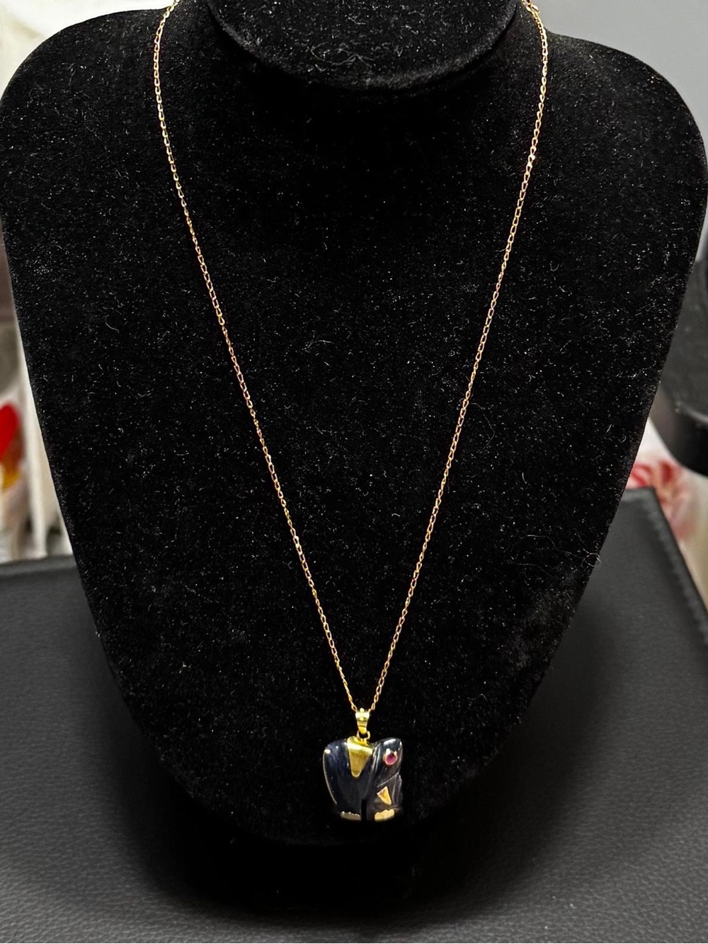 14k Italy Gold Yellow Elephant pendent Necklace Blue Gemstone 18 Fine Jewelry